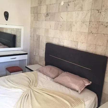 Safari Suit N-10 Apartmán